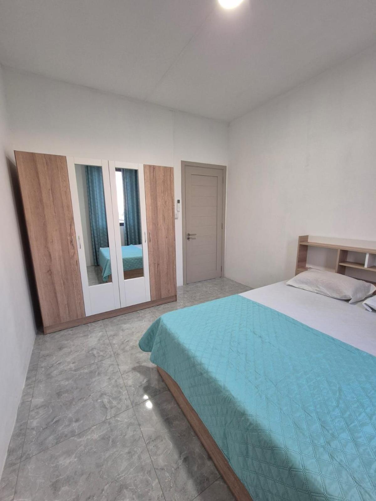 Skyview Apartment- Rooftop Penthouse With Sunset & Sea Views Flic-en-Flacq Exterior foto