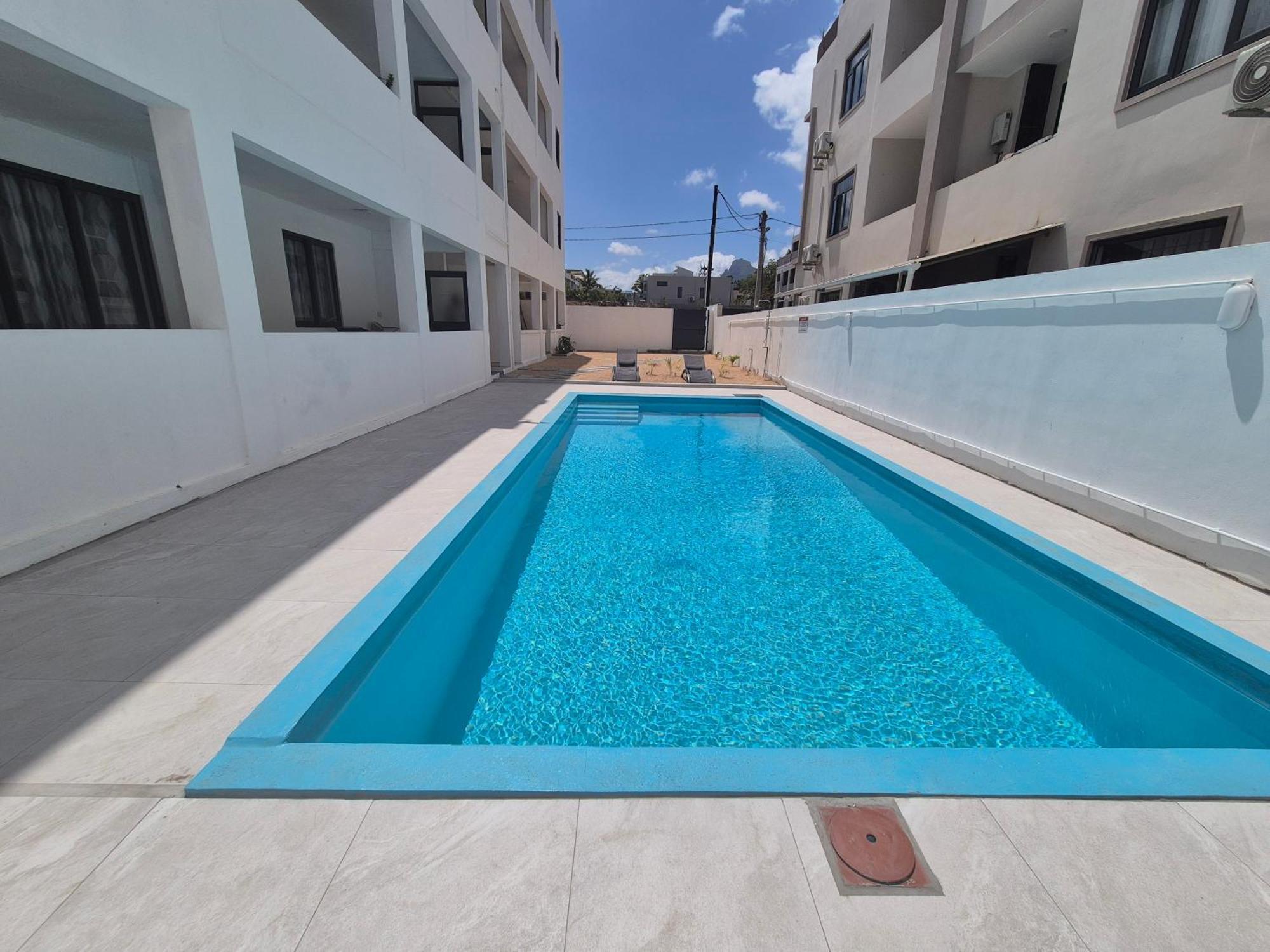 Skyview Apartment- Rooftop Penthouse With Sunset & Sea Views Flic-en-Flacq Exterior foto